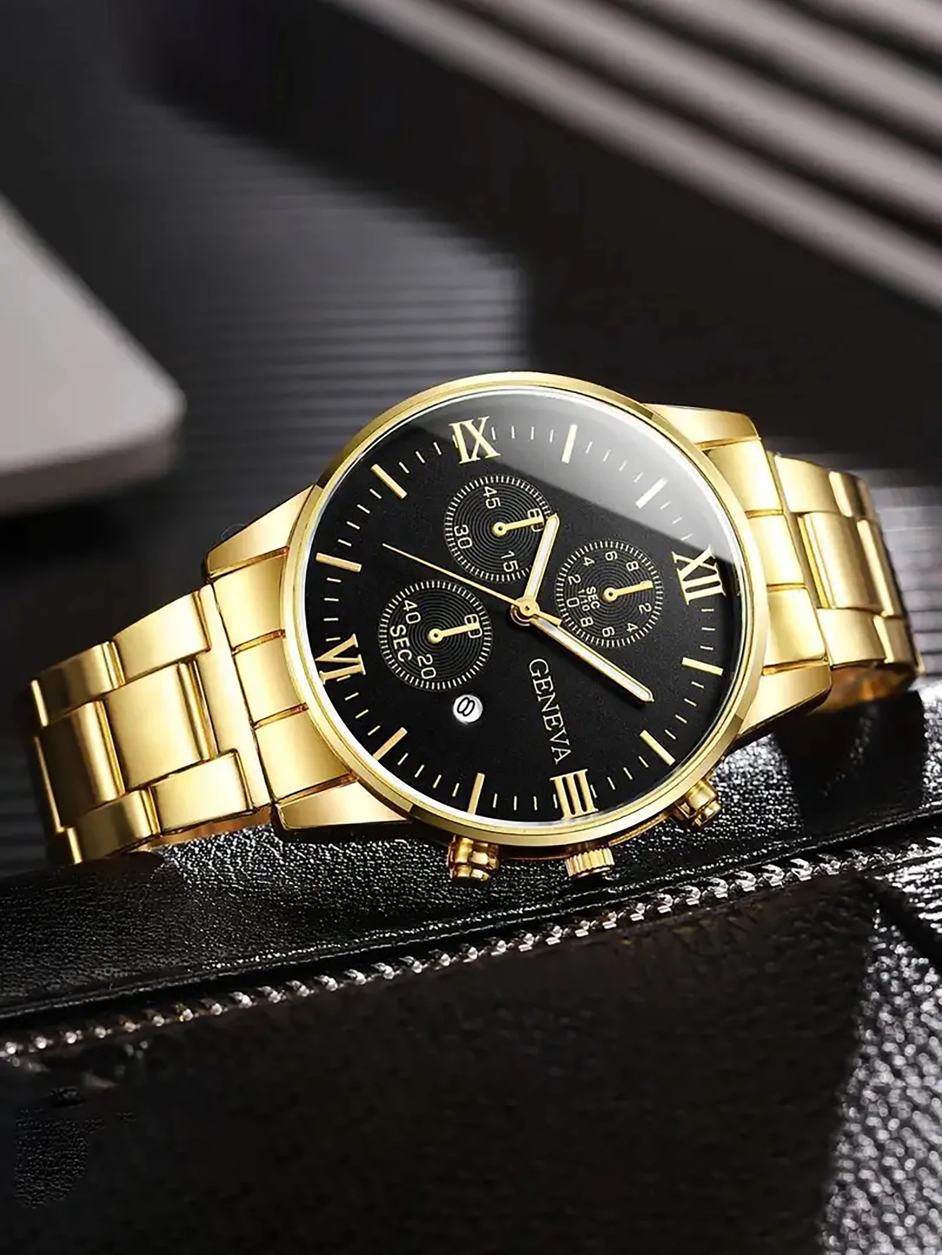 2. Fashion Men Gold‑Tone Busin - đánh giá và giá Smartwatch Ring Watches